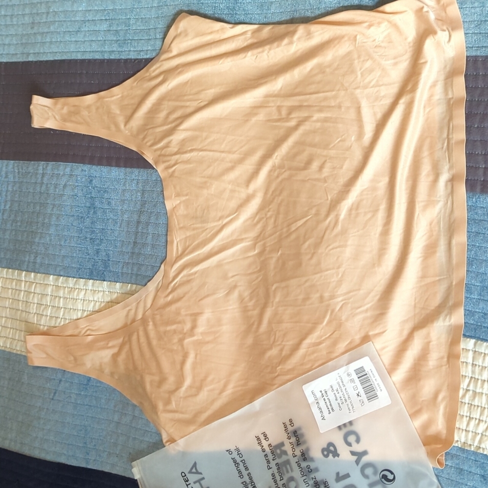 Tank top - Picture 2 of 6